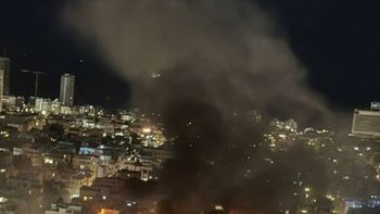 Medios iraníes aseguran que Irán efectuó un ataque con misiles contra el centro de Tel Aviv