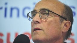 altText(Martínez presentó su equipo asesor en Derechos Humanos)}