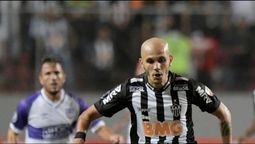 altText(Defensor eliminado de la Libertadores en el empate con Atlético Mineiro)}