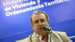 altText(Lozano se mostró contrario a unir Vivienda con el Mides: 