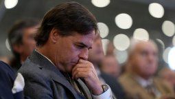 altText(Todo huele a podrido)}