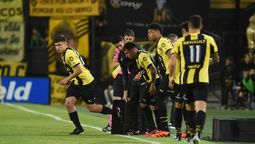 altText(Peñarol y Plaza Colonia empatan en el Campeón del Siglo)}