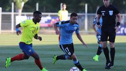 altText(Ecuador es el rival de Uruguay el lunes 12:30 en octavos de final)}