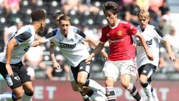altText(Facundo Pellistri despierta elogios por su golazo con el United)}
