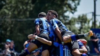 Liverpool gana en su casa.