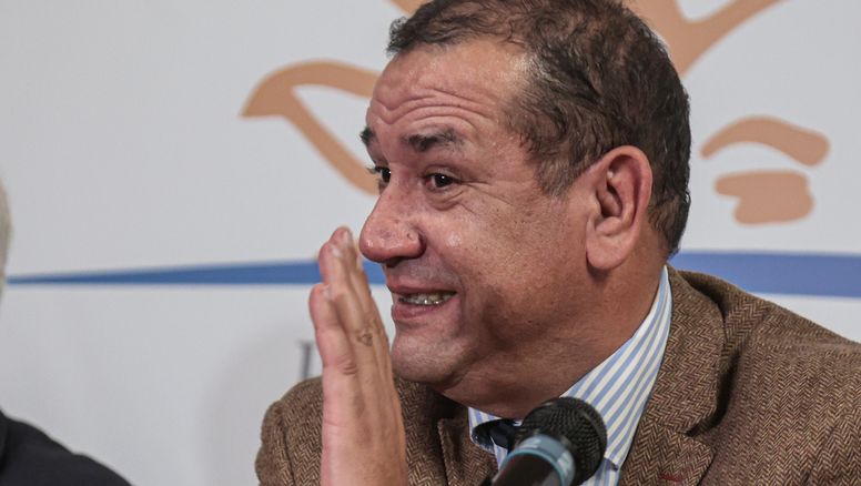 Da Silva criticó a Yamandú Orsi por Cardama y la gente no se lo perdonó en redes