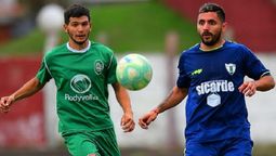 altText(Huracán y Rocha golearon y son los escoltas de Uruguay Montevideo)}