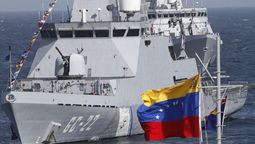 altText(Ante amenazas de Trump, Armada de Venezuela comenzó a escoltar buques petroleros)}