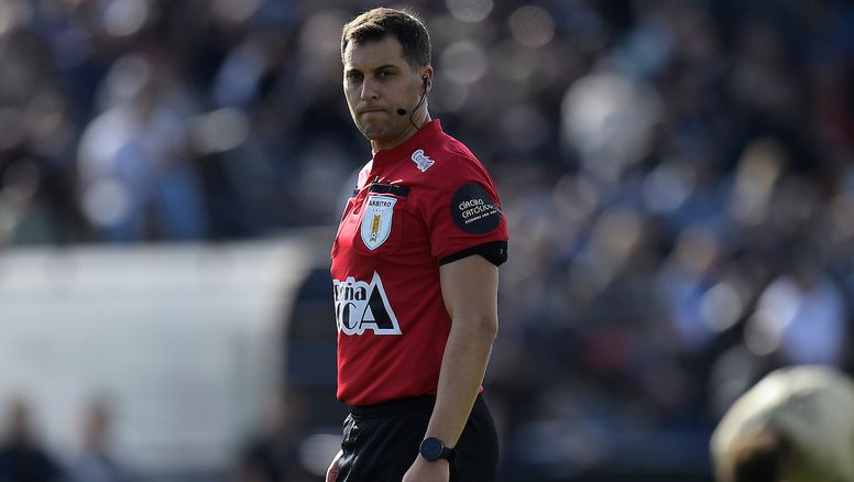 Gustavo Tejera dirigirá su cuarto clásico: uno oficial y dos amistosos