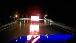 altText(Confirmado: puente Cebollatí fue cerrado por inundación)}