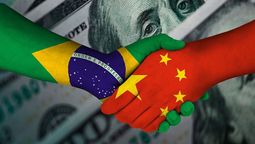 altText(China y Brasil abandonan el dólar en sus relaciones comerciales)}