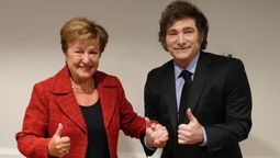 Directora gerenta del FMI Kristalina Gueorguieva y presidente de Argentina Javier Milei.