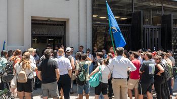 Siguen los paros en el BROU: este lunes le toca a Atlántida y San José