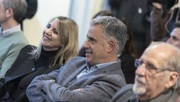 altText(Aprobación de la gestión de Yamandú Orsi registra leve mejora en julio)}