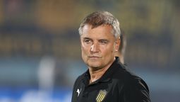 altText(Con dudas en el once inicial, Peñarol recibe este lunes a Boston River)}