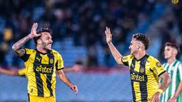 altText(Peñarol gritó campeón con su gente y venció a Racing)}