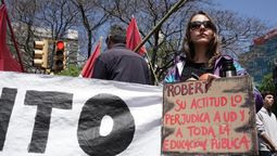 altText(Ades despidió la gestión de Robert Silva con denuncias y reclamos)}