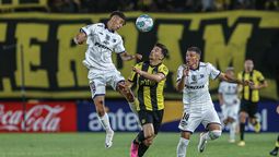 altText(Las figuras del empate entre Liverpool y Peñarol)}