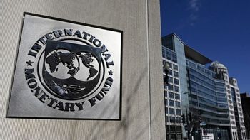 El FMI prevé una desaceleración del crecimiento