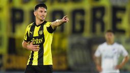 altText(Peñarol: el futuro de Herrera, la chance de Lema y las amenazas a Maxi Silvera)}