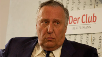 Falleció a los 86 años Frederick Forsyth, el autor de la novela El día del Chacal