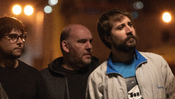 altText(Entrevista a Karen Halty de Excelentes Nadadores. Diez años que nos sumergen en su atmósfera)}