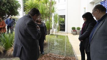 Casmu inauguró placa en homenaje a Elena Quinteros