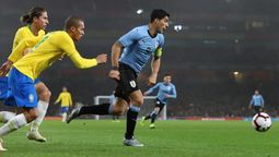 altText(Uruguay perdió con Brasil en un encuentro parejo)}