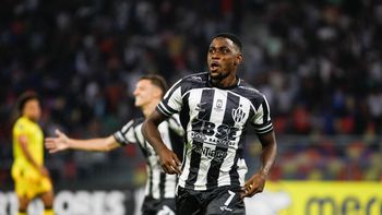 Angulo: Soy atrevido, me gusta el uno contra uno y suelo ganar