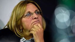 altText(Anoche soñé con la senadora Bianchi)}