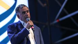 altText(Estas son las 48 propuestas de gobierno de Yamandú Orsi)}