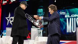 altText(La motosierra de Milei contra la salud de la gente: disolvió el Instituto Nacional del Cáncer)}