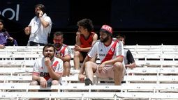 altText(Multa y dos partidos a puertas cerradas para River Argentino)}
