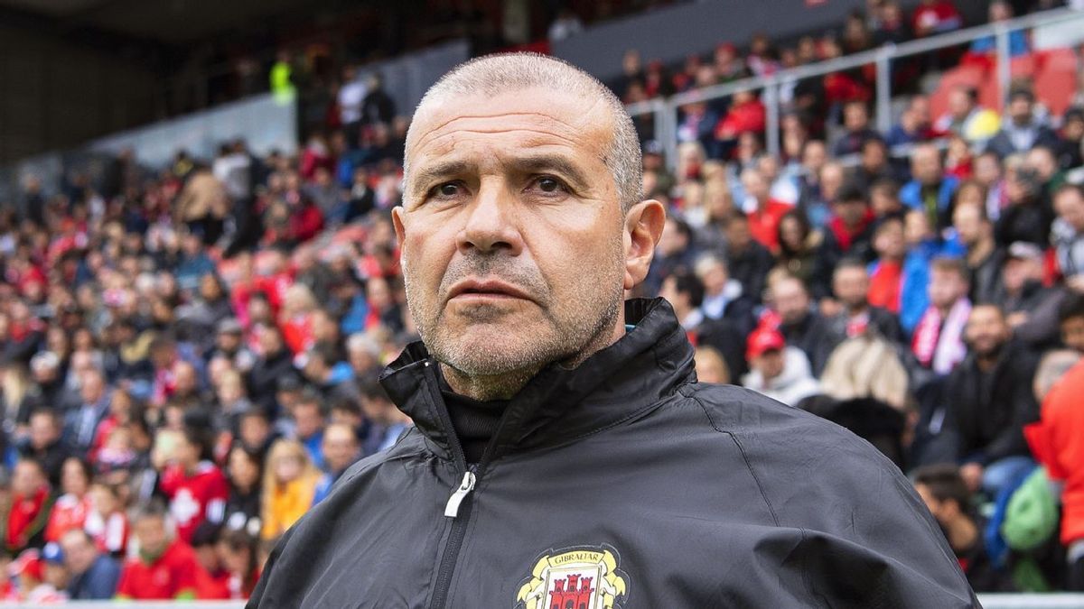 Julio Ribas dejó de ser el entrenador de Gibraltar.