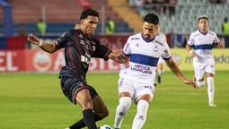 altText(Defensor Sporting busca revertir la serie y seguir en la Libertadores)}