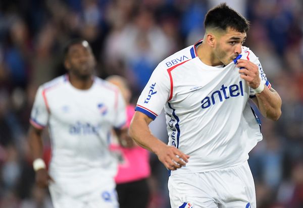 Nacional: El Diente López y Maxi Gómez se perfilan como titulares