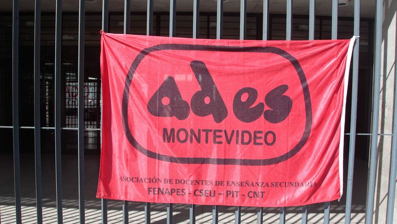 Este lunes comienzan los paros zonales en los liceos de Montevideo