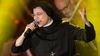La monja que ganó La Voz y dejó los hábitos