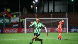 altText(Racing alcanzó la punta)}