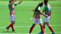 altText(Colón le ganó a Peñarol la semifinal femenina del Campeonato Uruguayo)}