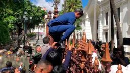 altText(Oposición venezolana denuncia show mediático de Guaidó por derrota en la Asamblea)}