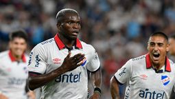 altText(Con suplentes, Nacional comienza su camino en la Copa Uruguay ante Huracán)}