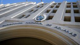 altText(Abrieron llamados laborales con sueldos de hasta $96.000)}