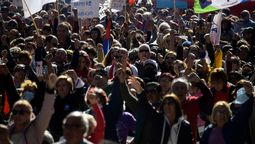 altText(Entre dudas y desconfianza, se viene la negociación salarial)}