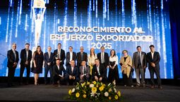altText(El BROU y la UEU premiaron a las principales empresas exportadoras de Uruguay)}