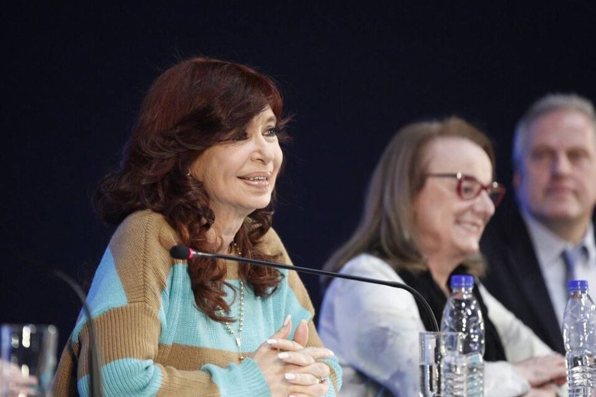 Cristina Kirchner: renuncia de Guzmán fue irresponsable.