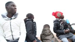 altText(Se presenta muestra fotográfica sobre la migración en nuestro país)}