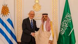 altText(Uruguay y Arabia Saudita firmaron acuerdo de promoción de inversiones)}