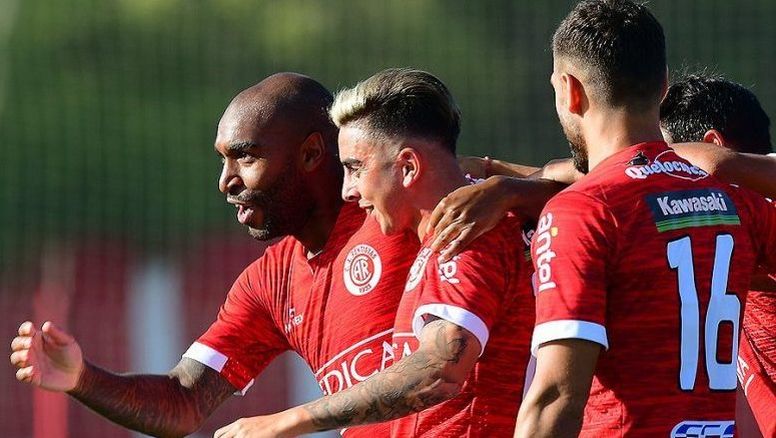 Resultados, posiciones y próxima fecha (4ta)