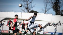 altText(Danubio ganó un duelo directo y es uno de los líderes del Clausura)}